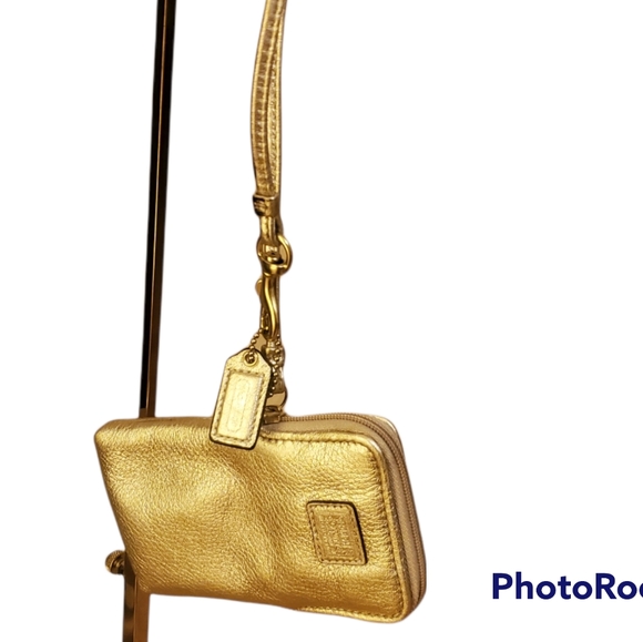 Coach Legacy Gold Glitter/Metallic Leather Small Wristlet - Picture 6 of 6